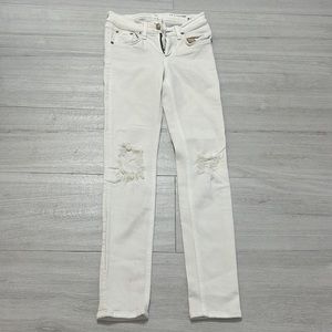 White rag and bone size 24 jeans with knee cutouts